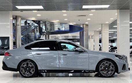 BMW 5 серия, 2025 год, 9 300 000 рублей, 4 фотография