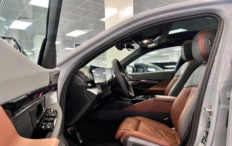 BMW 5 серия, 2025 год, 9 300 000 рублей, 12 фотография