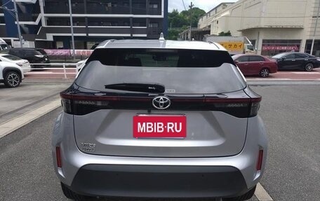 Toyota Yaris Cross, 2022 год, 1 400 325 рублей, 7 фотография