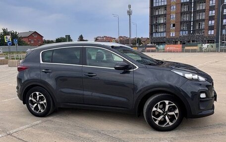 KIA Sportage IV рестайлинг, 2021 год, 2 350 000 рублей, 3 фотография