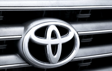 Toyota Land Cruiser 200, 2011 год, 2 790 000 рублей, 9 фотография