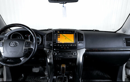 Toyota Land Cruiser 200, 2011 год, 2 790 000 рублей, 15 фотография