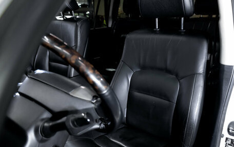 Toyota Land Cruiser 200, 2011 год, 2 790 000 рублей, 19 фотография