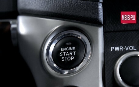 Toyota Land Cruiser 200, 2011 год, 2 790 000 рублей, 28 фотография