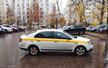 Skoda Rapid I, 2017 год, 370 000 рублей, 2 фотография