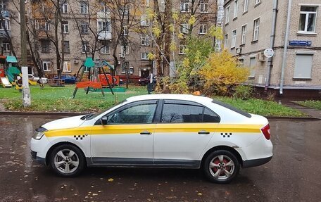 Skoda Rapid I, 2017 год, 370 000 рублей, 3 фотография
