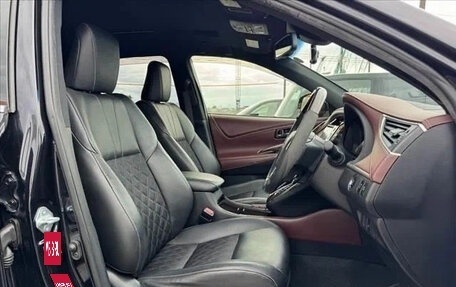 Toyota Harrier, 2015 год, 1 900 666 рублей, 13 фотография