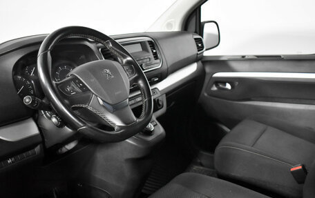 Peugeot Traveller I, 2020 год, 2 990 000 рублей, 10 фотография