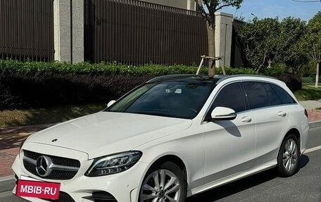 Mercedes-Benz C-Класс, 2019 год, 1 890 002 рублей, 6 фотография