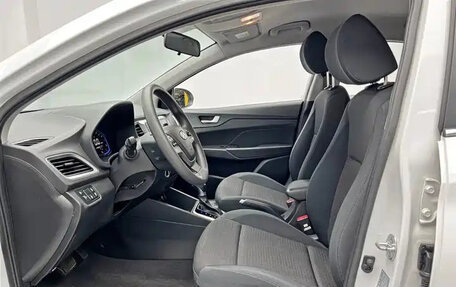 Hyundai Verna, 2022 год, 980 003 рублей, 19 фотография
