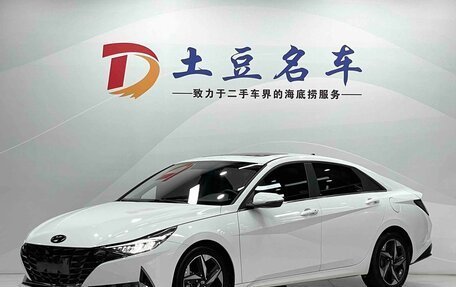 Hyundai Elantra, 2022 год, 1 300 000 рублей, 1 фотография