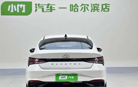 Hyundai Elantra, 2022 год, 1 380 000 рублей, 6 фотография