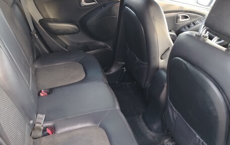 Hyundai ix35 I рестайлинг, 2012 год, 1 000 000 рублей, 14 фотография