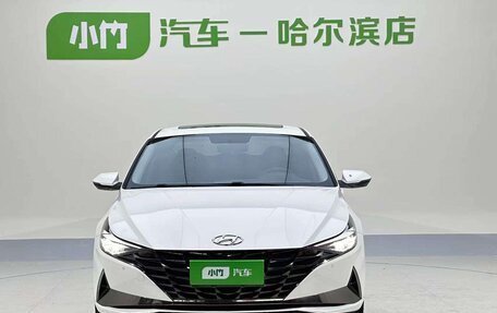 Hyundai Elantra, 2022 год, 1 380 000 рублей, 2 фотография