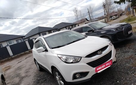 Hyundai ix35 I рестайлинг, 2012 год, 1 000 000 рублей, 2 фотография