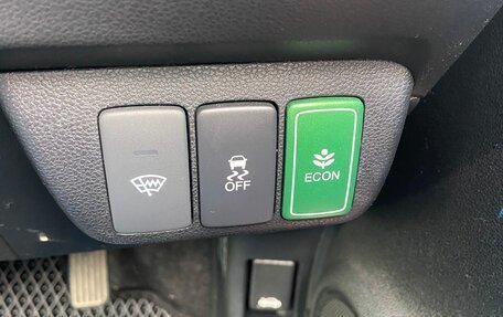 Honda Fit Shuttle I рестайлинг, 2011 год, 1 050 000 рублей, 29 фотография