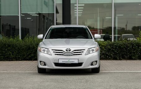 Toyota Camry, 2010 год, 1 000 000 рублей, 3 фотография