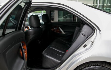 Toyota Camry, 2010 год, 1 000 000 рублей, 14 фотография