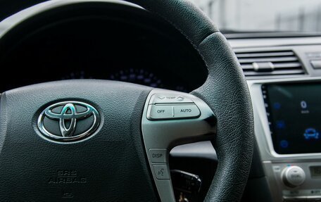 Toyota Camry, 2010 год, 1 000 000 рублей, 18 фотография