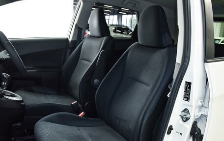 Toyota Ractis II, 2011 год, 1 149 000 рублей, 7 фотография