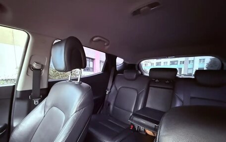Hyundai Santa Fe III рестайлинг, 2017 год, 2 350 000 рублей, 2 фотография