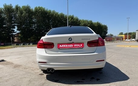 BMW 3 серия, 2018 год, 2 200 000 рублей, 14 фотография