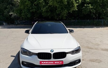 BMW 3 серия, 2018 год, 2 200 000 рублей, 3 фотография