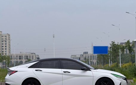 Hyundai Elantra, 2022 год, 1 330 000 рублей, 4 фотография