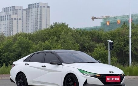 Hyundai Elantra, 2022 год, 1 330 000 рублей, 3 фотография