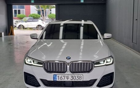 BMW 5 серия, 2022 год, 4 240 000 рублей, 2 фотография