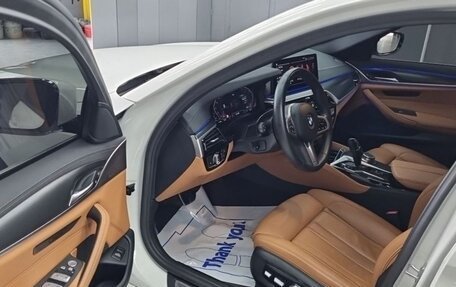 BMW 5 серия, 2022 год, 4 240 000 рублей, 6 фотография