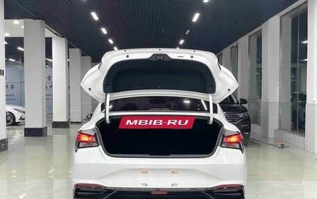 Hyundai Elantra, 2022 год, 1 300 000 рублей, 11 фотография