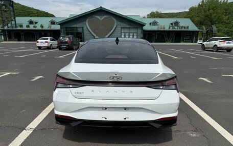 Hyundai Elantra, 2022 год, 1 350 000 рублей, 5 фотография