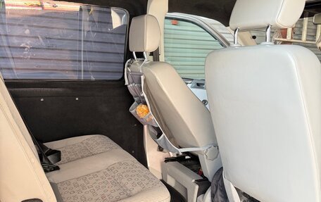 Volkswagen Transporter T5 рестайлинг, 2011 год, 1 750 000 рублей, 6 фотография