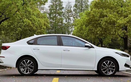 KIA K3, 2022 год, 1 320 000 рублей, 4 фотография