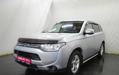 Mitsubishi Outlander III рестайлинг 3, 2012 год, 1 121 000 рублей, 1 фотография