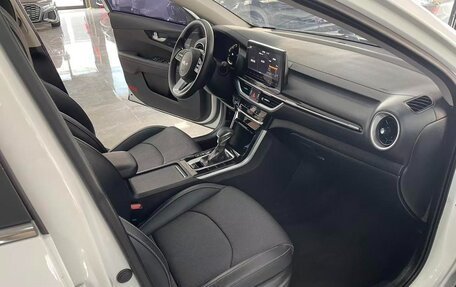 KIA K3, 2022 год, 1 370 000 рублей, 9 фотография