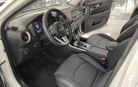 KIA K3, 2022 год, 1 370 000 рублей, 8 фотография