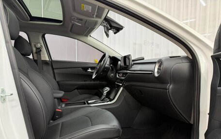 KIA K3, 2022 год, 1 340 000 рублей, 9 фотография