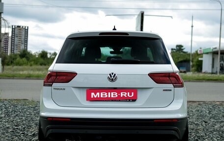 Volkswagen Tiguan II, 2019 год, 2 599 000 рублей, 6 фотография