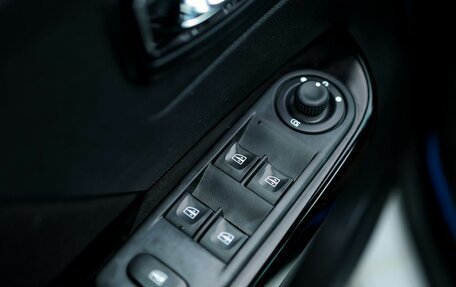 Renault Kaptur I рестайлинг, 2018 год, 1 780 000 рублей, 13 фотография