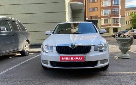 Skoda Superb III рестайлинг, 2012 год, 1 000 000 рублей, 1 фотография