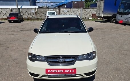 Daewoo Nexia I рестайлинг, 2012 год, 350 000 рублей, 2 фотография