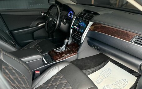 Toyota Camry, 2015 год, 1 990 000 рублей, 17 фотография