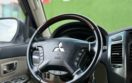 Mitsubishi Pajero IV, 2019 год, 4 200 000 рублей, 13 фотография