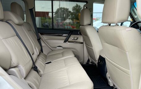 Mitsubishi Pajero IV, 2019 год, 4 200 000 рублей, 23 фотография