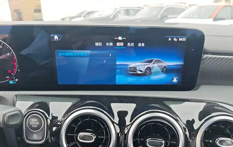 Mercedes-Benz A-Класс, 2022 год, 1 890 000 рублей, 14 фотография