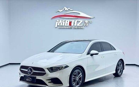 Mercedes-Benz A-Класс, 2021 год, 1 426 000 рублей, 2 фотография