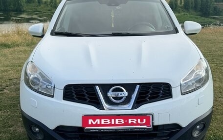 Nissan Qashqai, 2011 год, 899 000 рублей, 2 фотография