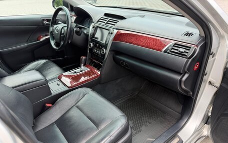 Toyota Camry, 2013 год, 1 520 000 рублей, 12 фотография